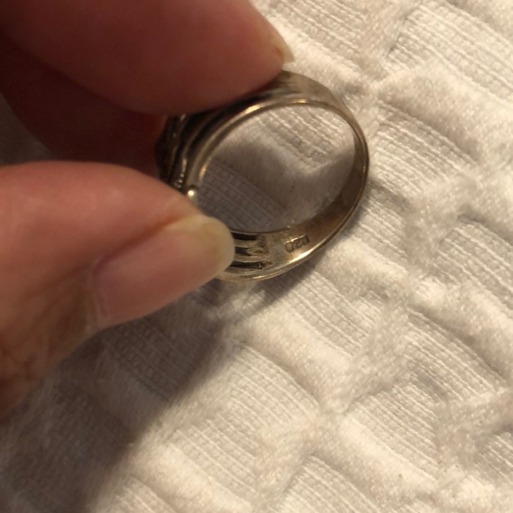 Silver ring - Picture 3 of 6